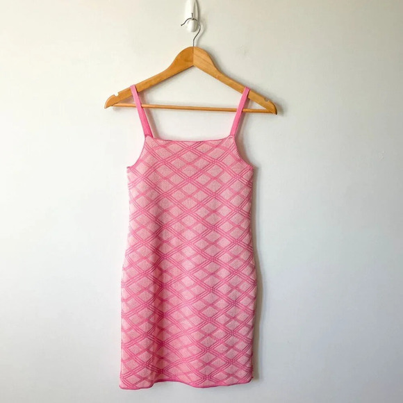 Zara Diamond Pattern Textured Knit Mini Dress NWOT Pink Size Small - Picture 4 of 8